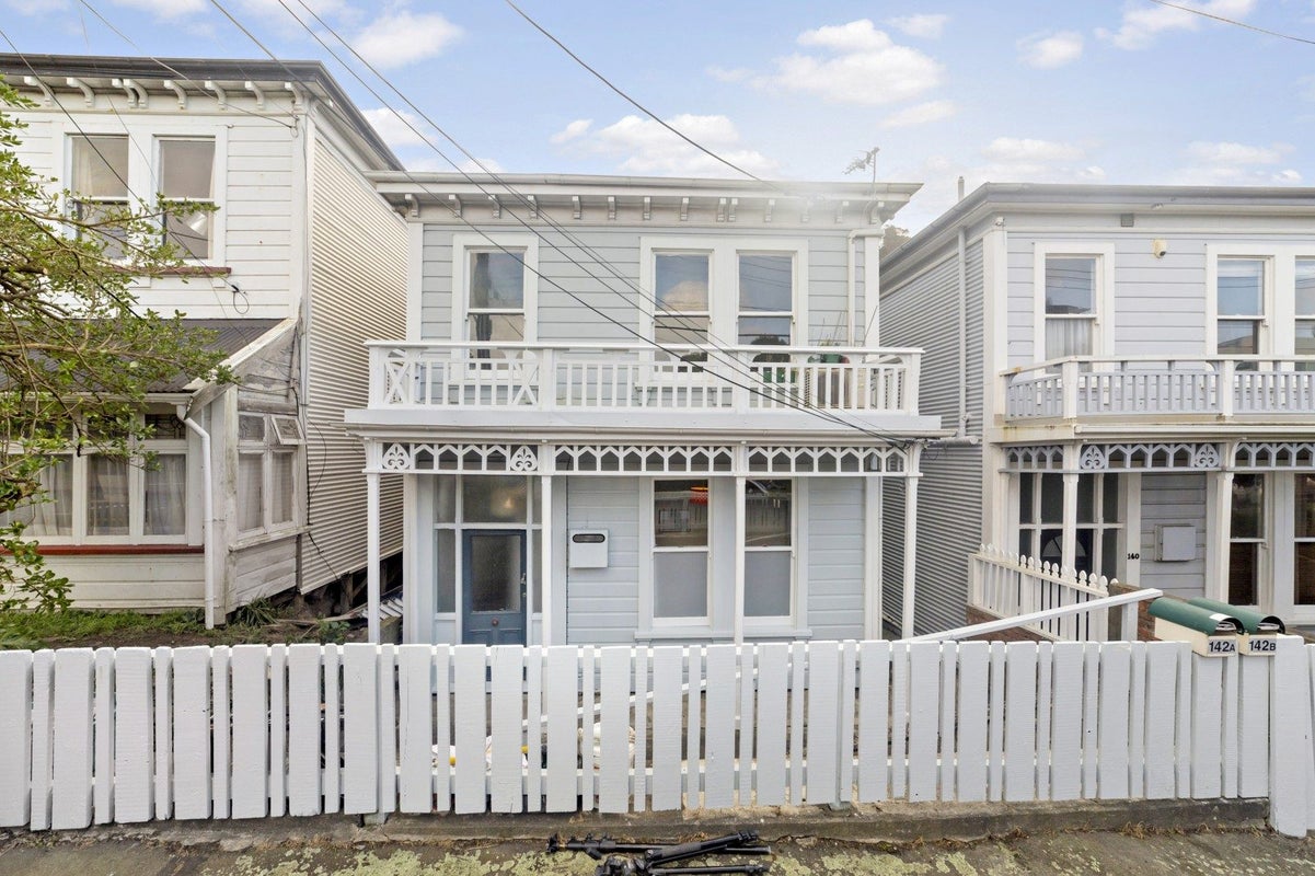 142 Tinakori Road, Thorndon, Wellington - Carousel 1