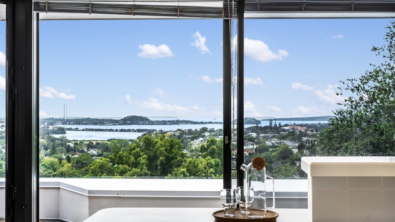 3/296 Remuera Road, Remuera, Auckland - Carousel 1