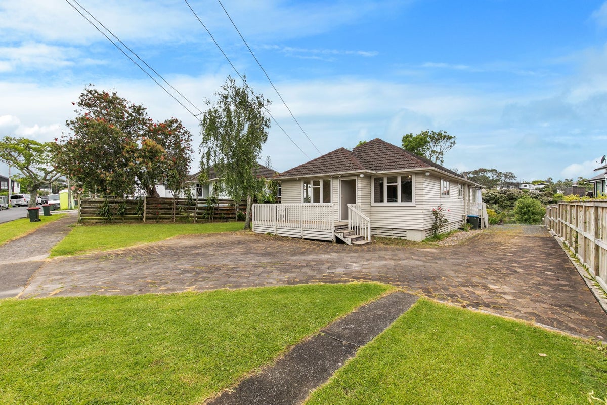 22 Fernwood Place, Wai o Taiki Bay, Auckland - Carousel 12