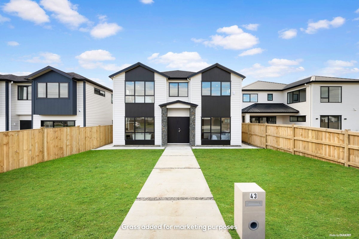45A Drumconnell Drive, Flat Bush, Auckland - Carousel 1