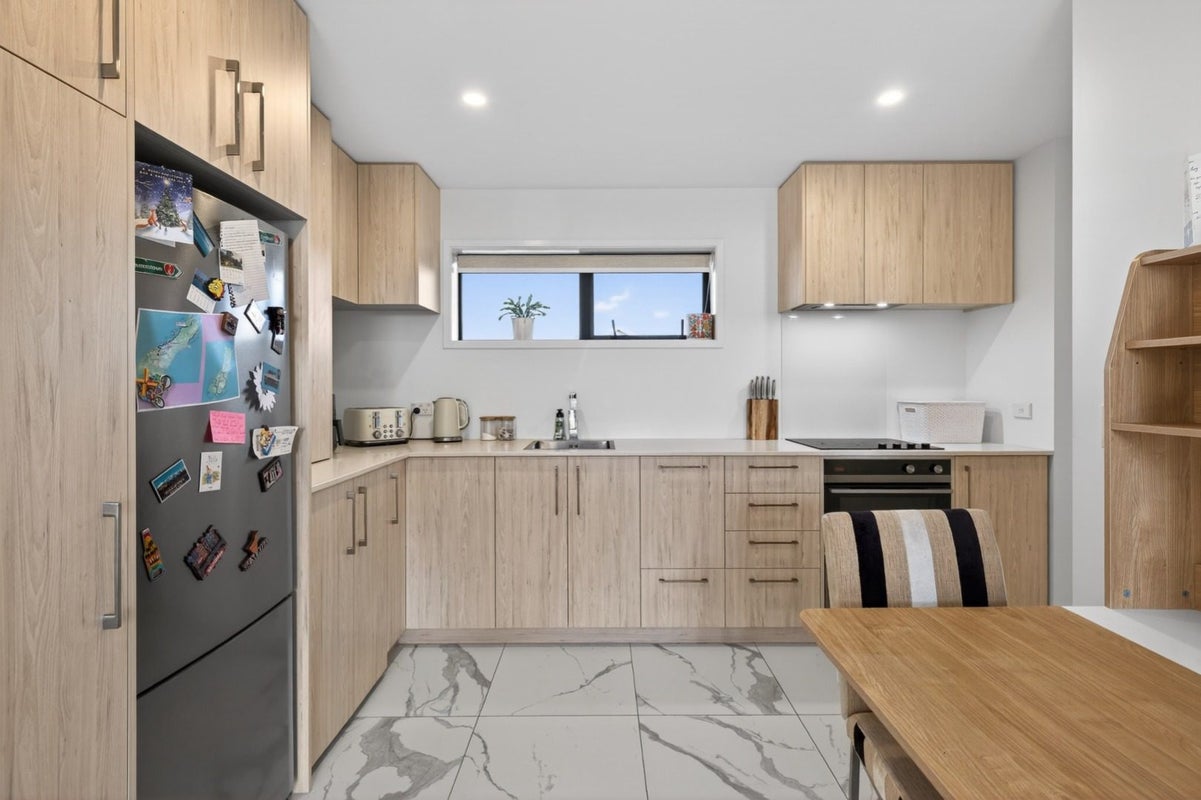 5/231 Marine Parade, New Brighton, Christchurch - Carousel 2