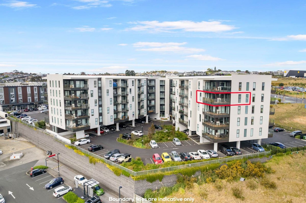 407/3 Kaipiho Lane, Albany, Auckland - Carousel 2