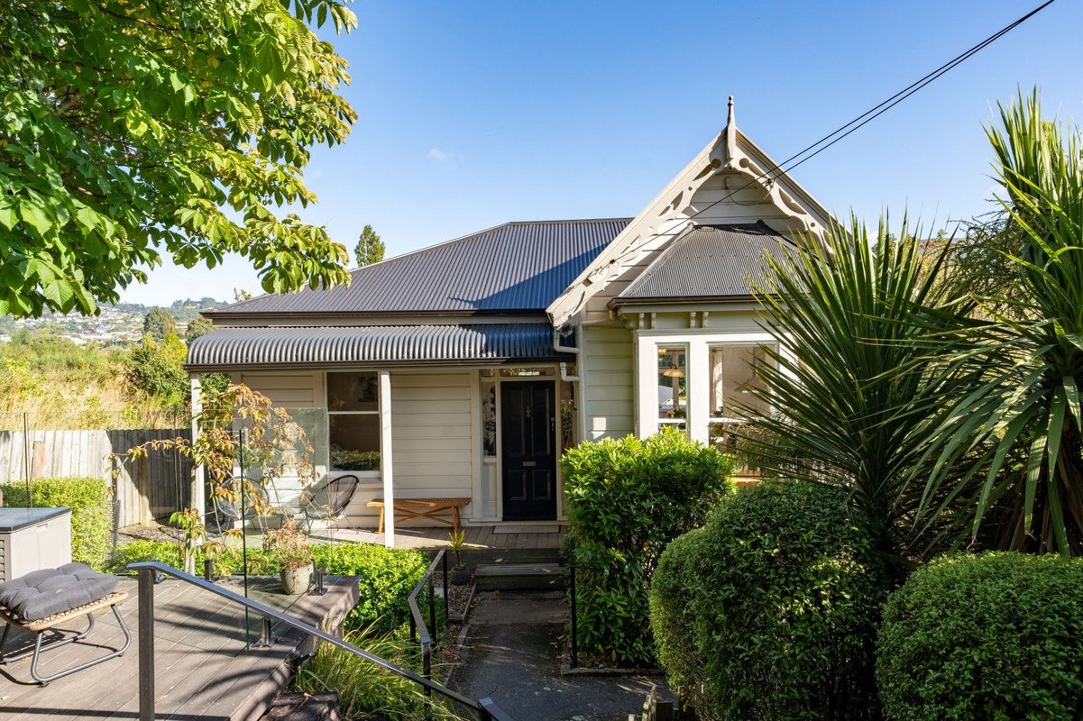 9 Walton Street, Kaikorai, Dunedin - Carousel 1