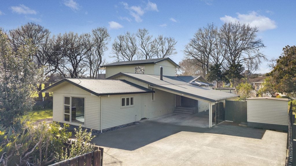 86 Ti Rakau Drive, Pakuranga, Auckland - Carousel 2