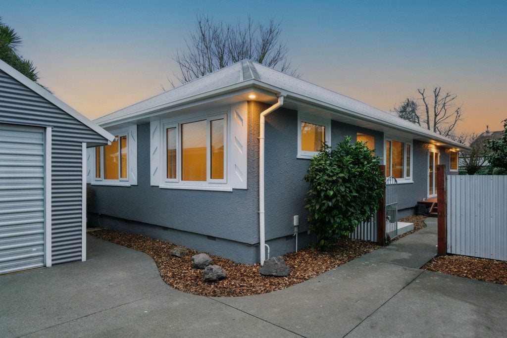 129 McFaddens Road, St Albans, Christchurch - Carousel 2