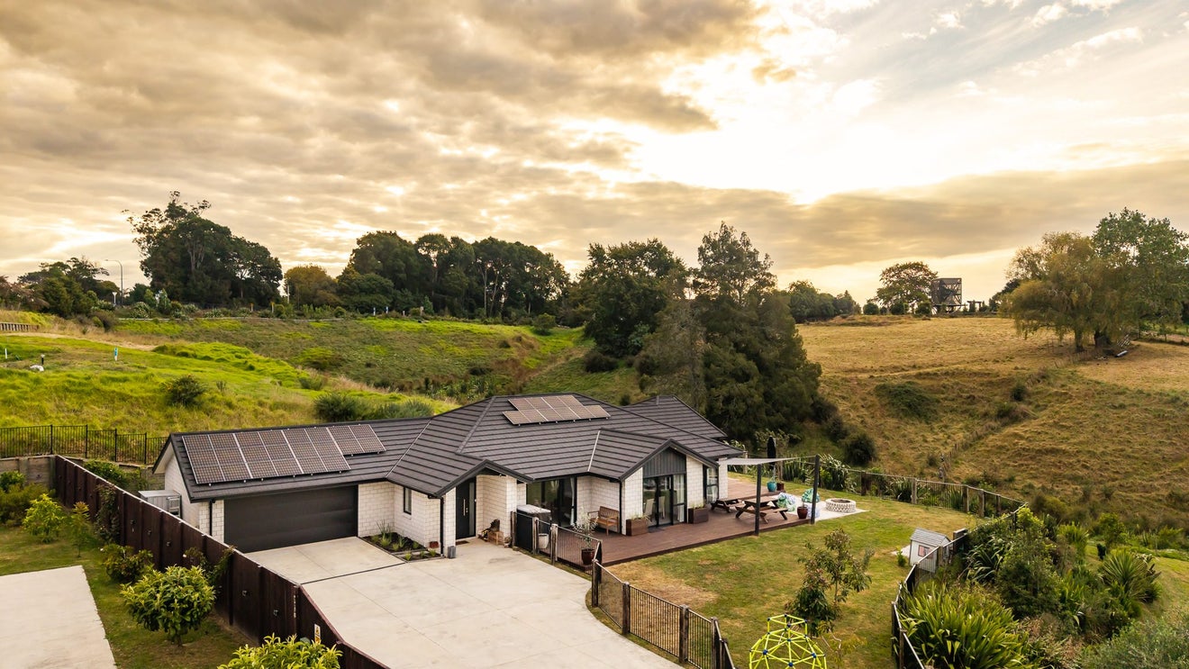 226A Baverstock Road, Grandview Heights, Hamilton - Carousel 2
