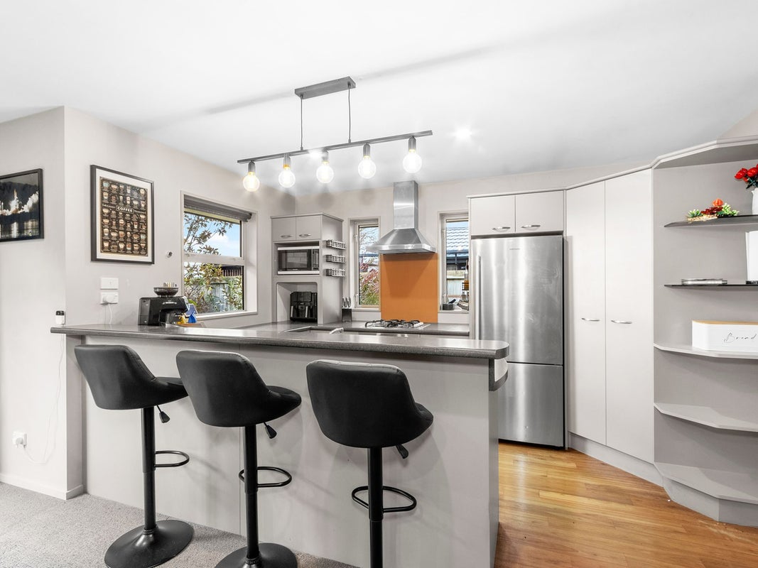 9 Marymere Place, Hei Hei, Christchurch - Carousel 2