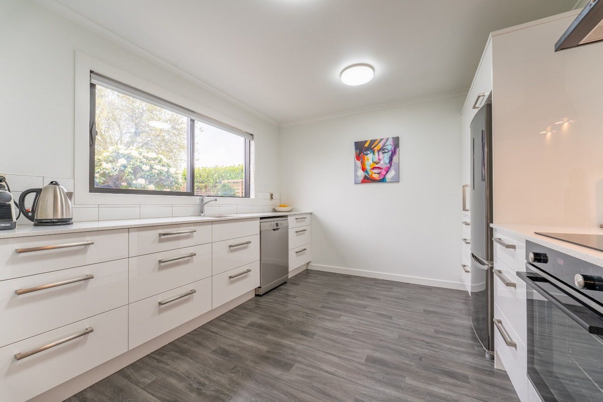 1/120 Wai-Iti Road, Highfield, Timaru - Carousel 2