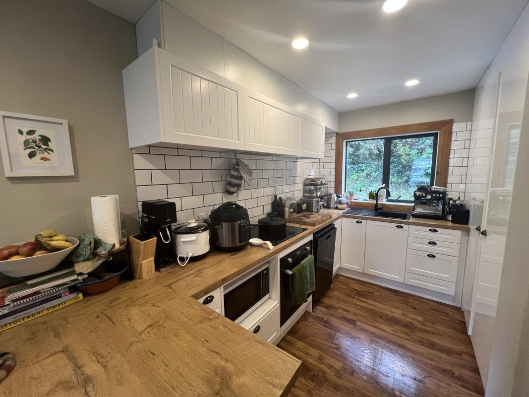 165 Grant Road, Thorndon, Wellington - Carousel 2