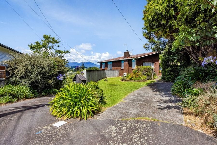22 Havelock Place, Blagdon, New Plymouth - Carousel 1