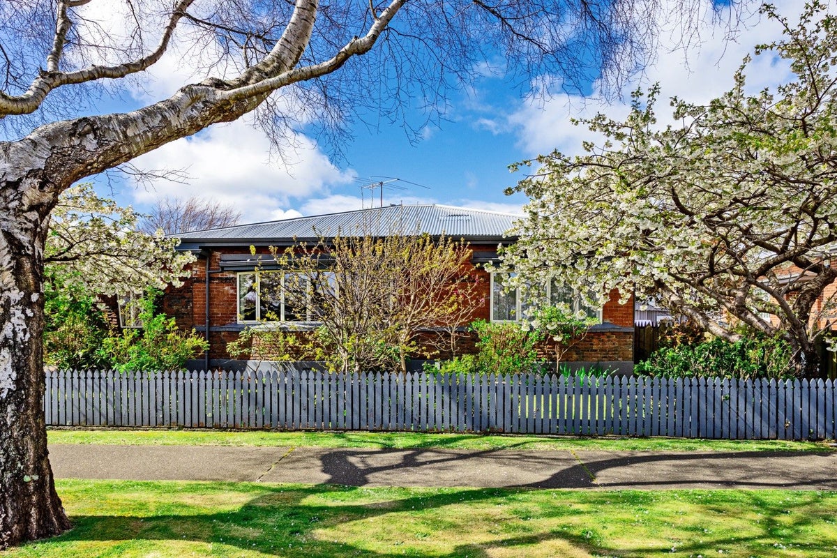 58 Wellington Street, Georgetown, Invercargill - Carousel 1