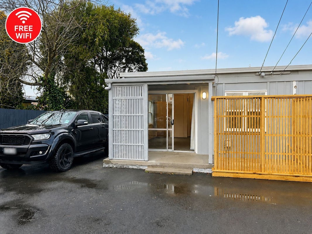 4/3 Littler Place, Hamilton East, Hamilton - Carousel 1