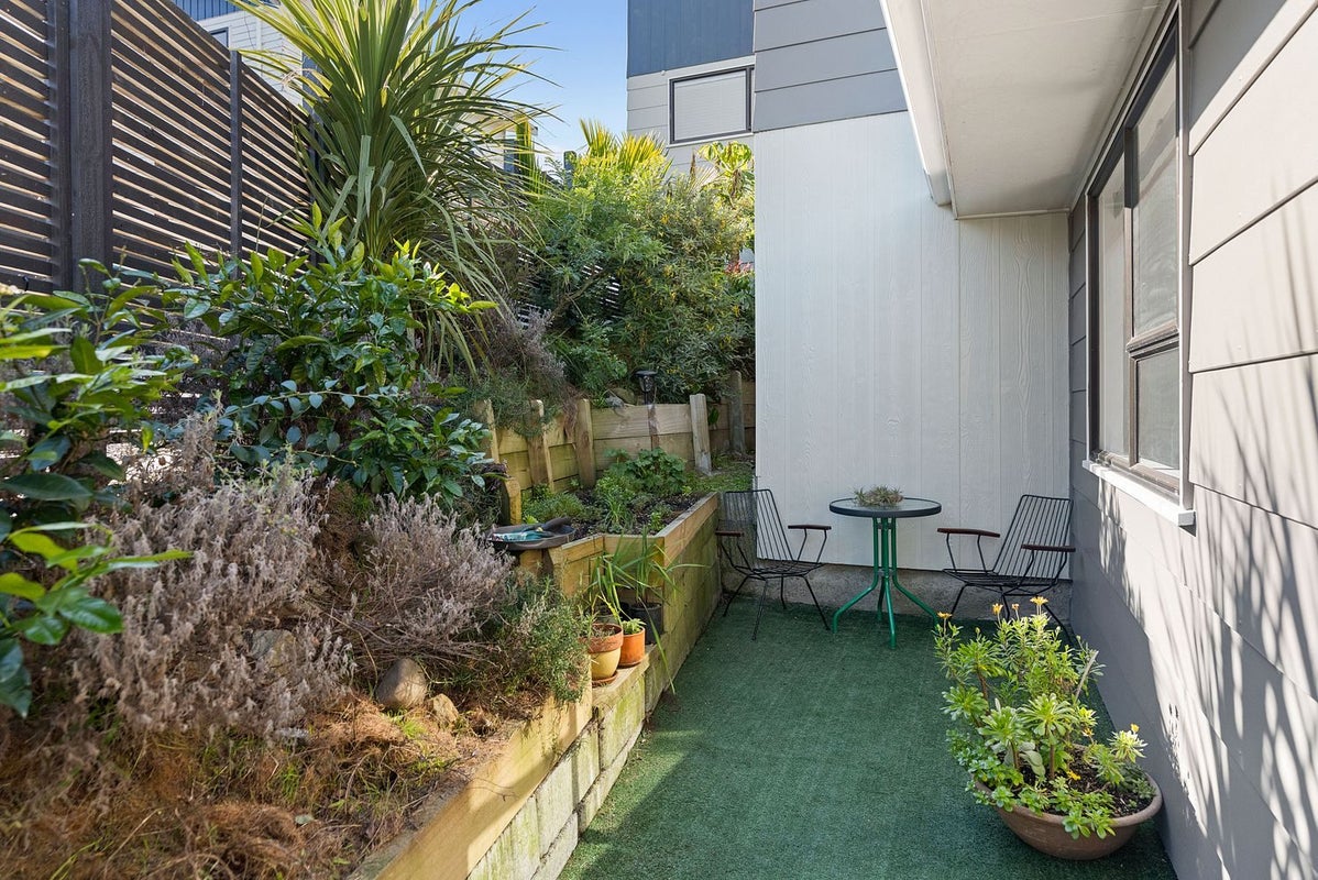 106A Martin Road, Paraparaumu Beach, Paraparaumu - Carousel 1