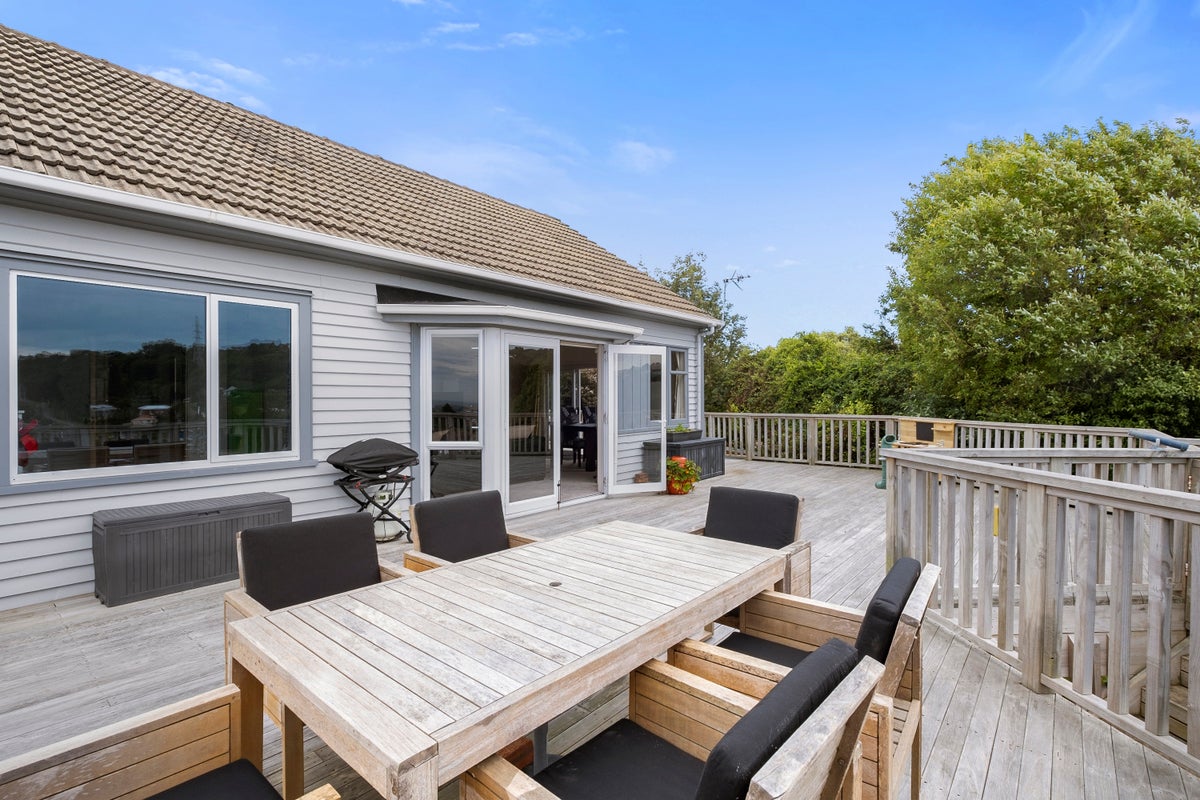 76 Waimea Avenue, Calton Hill, Dunedin - Carousel 1