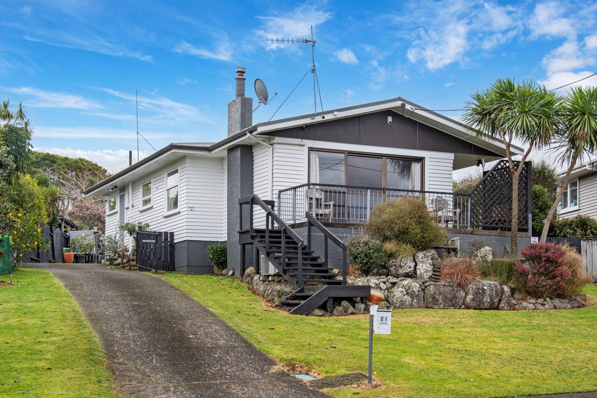21 Boundary Road, Tikipunga, Whangarei - Carousel 1