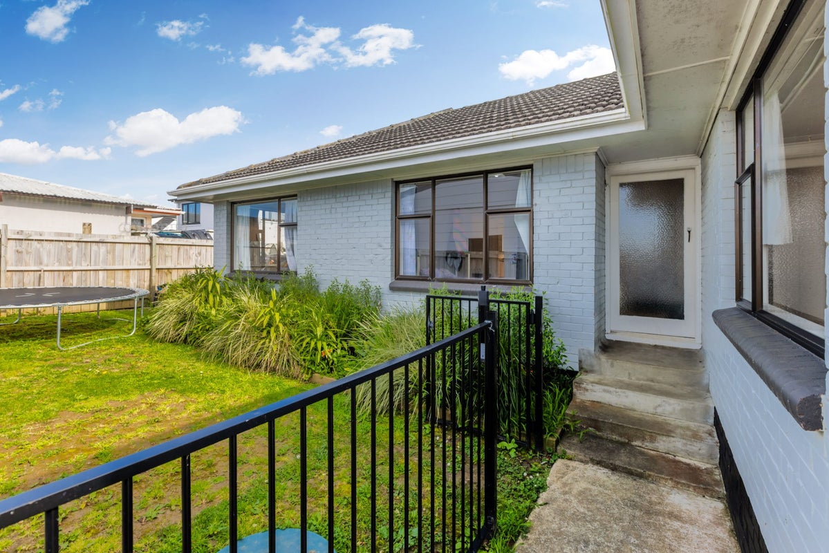 39B Park Avenue, Papatoetoe, Auckland - Carousel 2