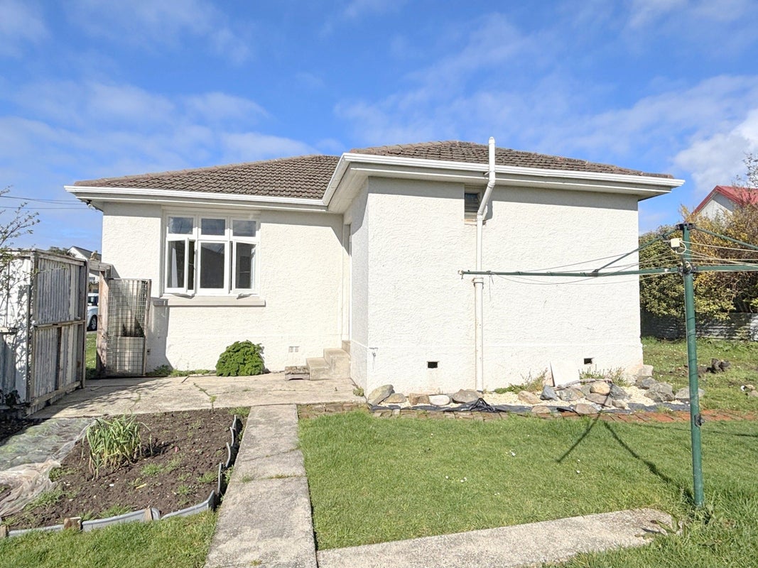 66 Centre Street, Strathern, Invercargill - Carousel 11