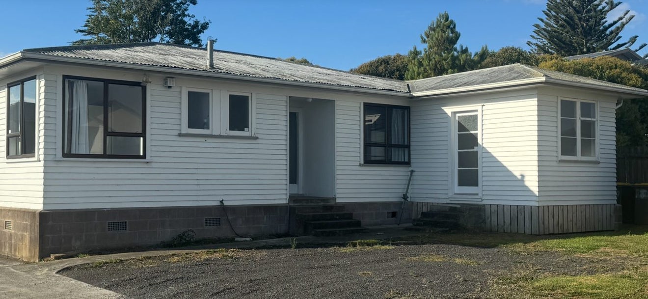 277 Park Estate Road, Rosehill, Papakura - Carousel 11