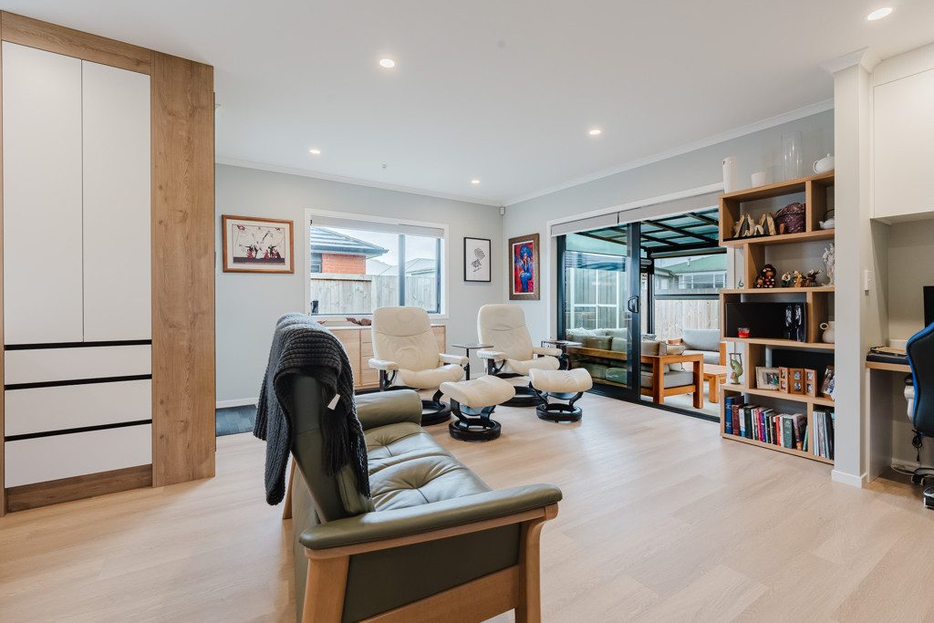 2/10 Norman Street, Nawton, Hamilton - Carousel 2