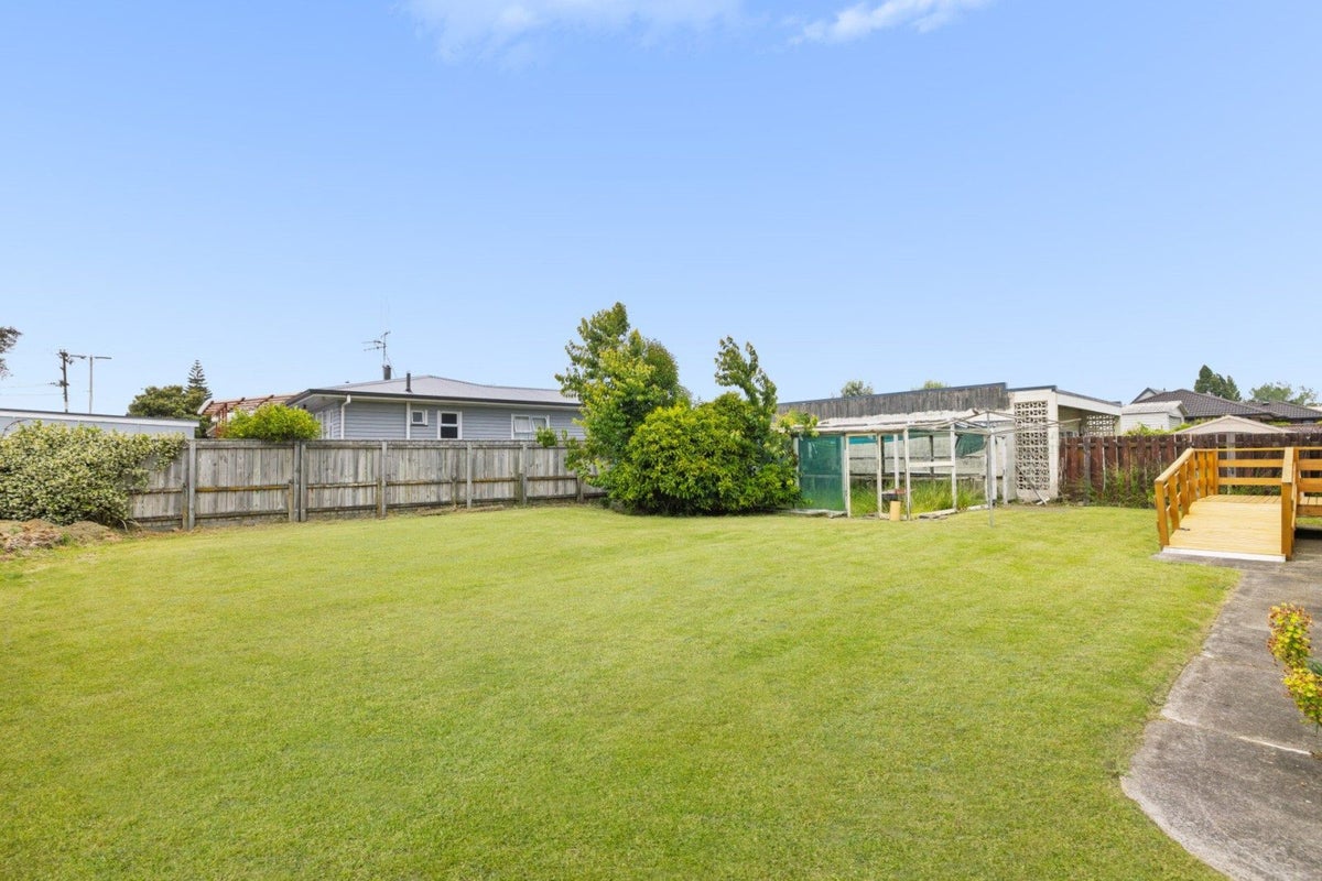 34 Pemberton Crescent, Greerton, Tauranga - Carousel 2