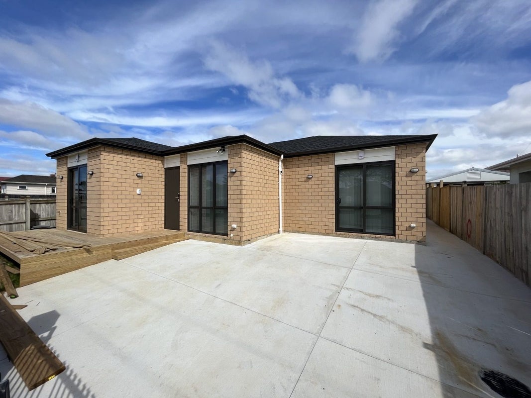 21A Seddon Avenue, Papatoetoe, Auckland - Carousel 1