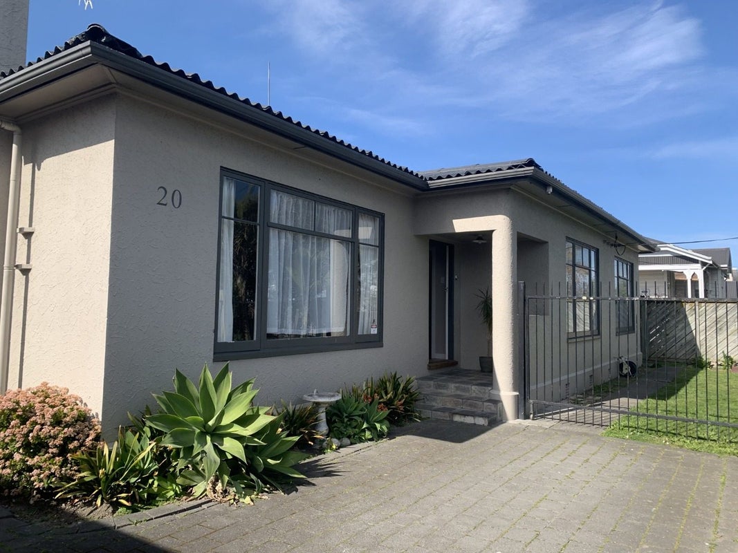 20 Lee Road, Taradale, Napier - Carousel 1