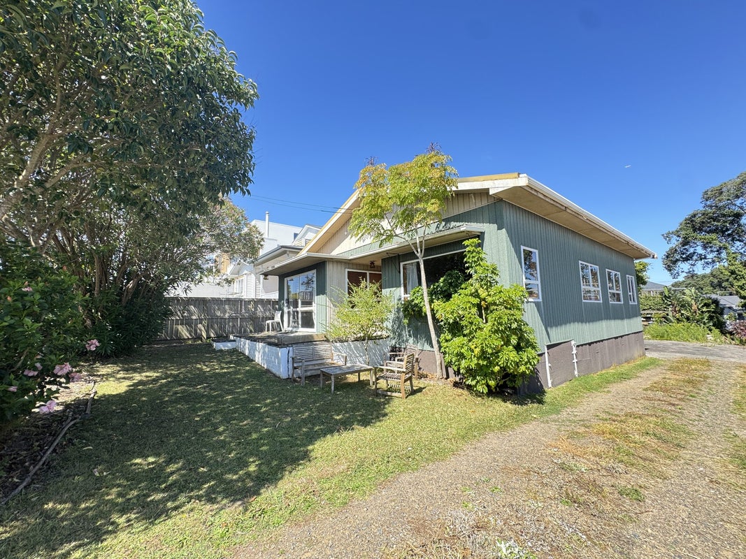 6 Weona Place, Westmere, Auckland - Carousel 2