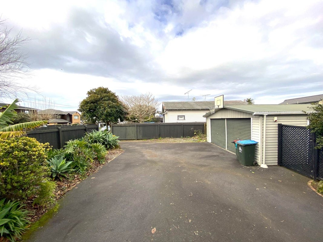 80 The Drive, Epsom, Auckland - Carousel 14