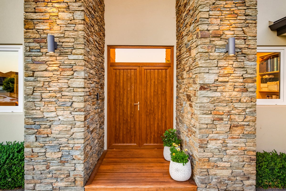 9 Springbrook Lane, Northwood, Christchurch - Carousel 2
