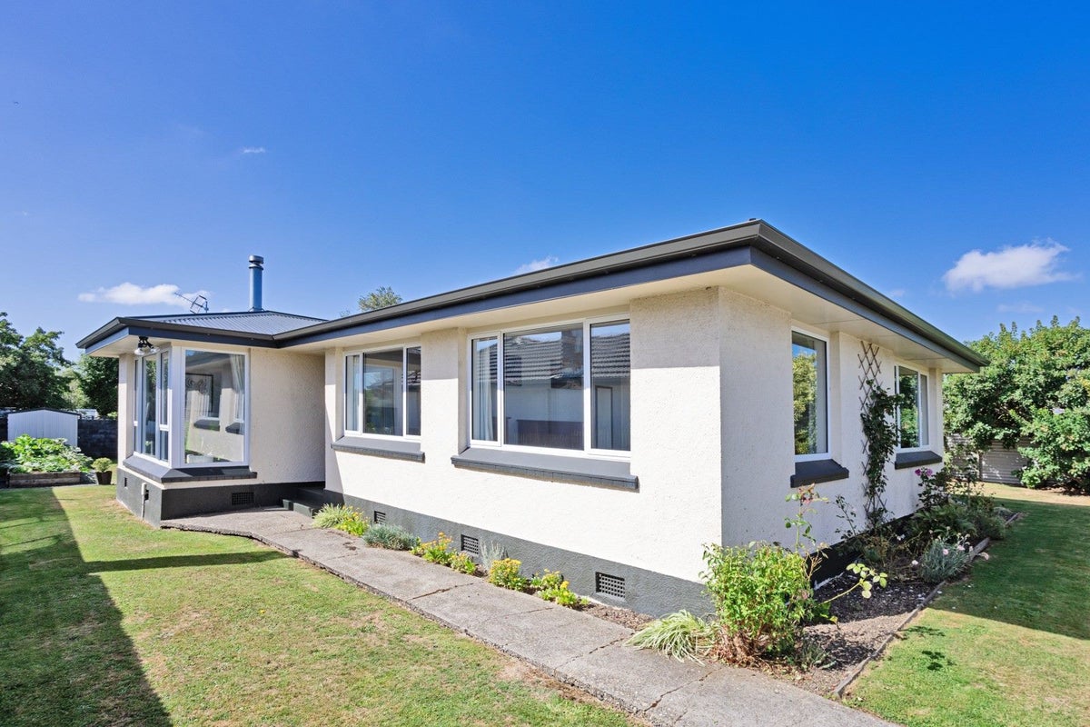 9 Matai Street, Hargest, Invercargill - Carousel 1