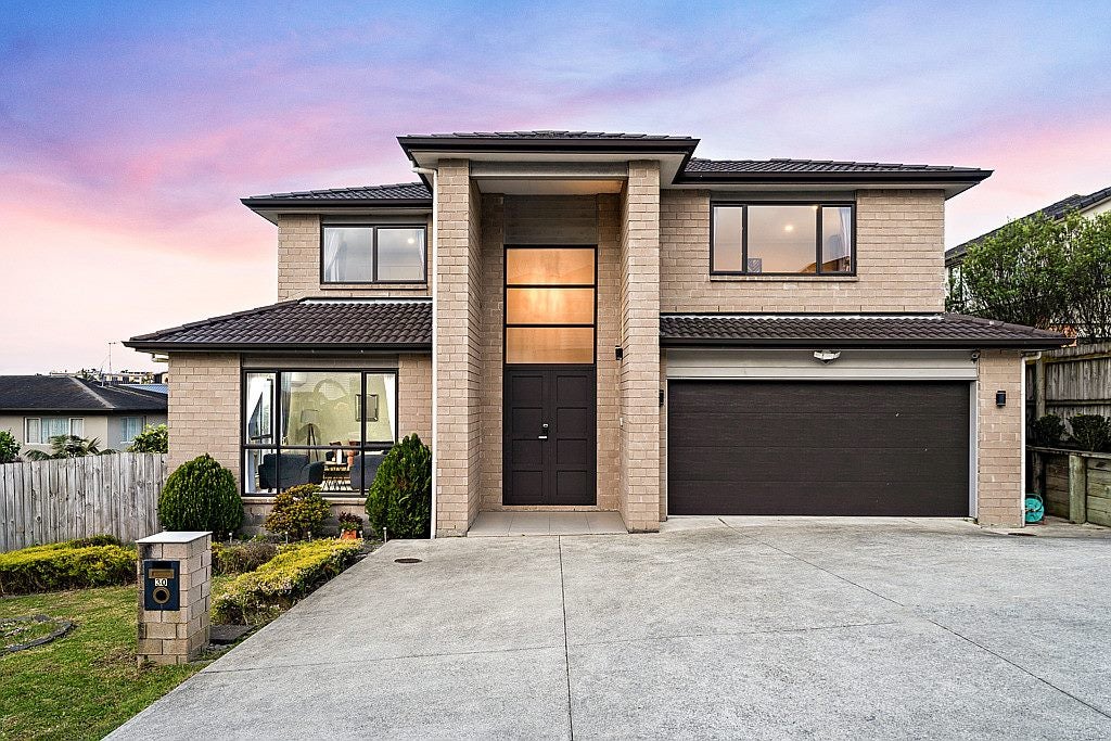 30 Fernhill Way, Oteha, Auckland - Carousel 2