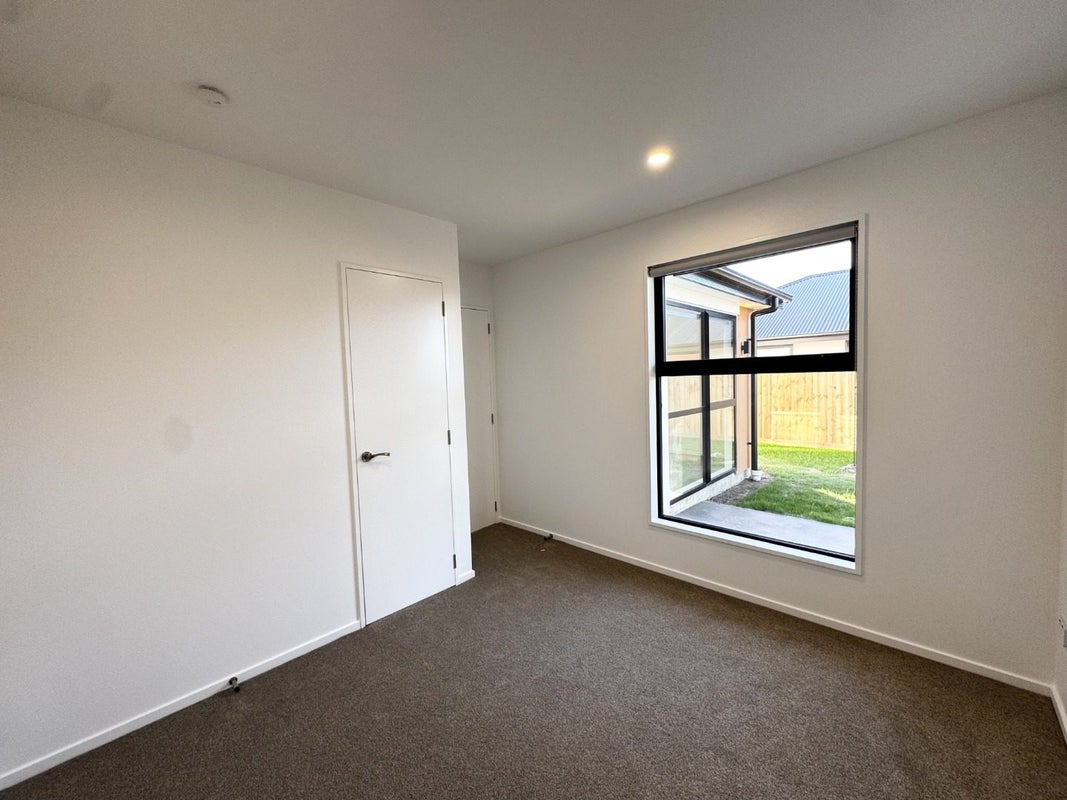 9 Archibald Place, Halswell, Christchurch - Carousel 12