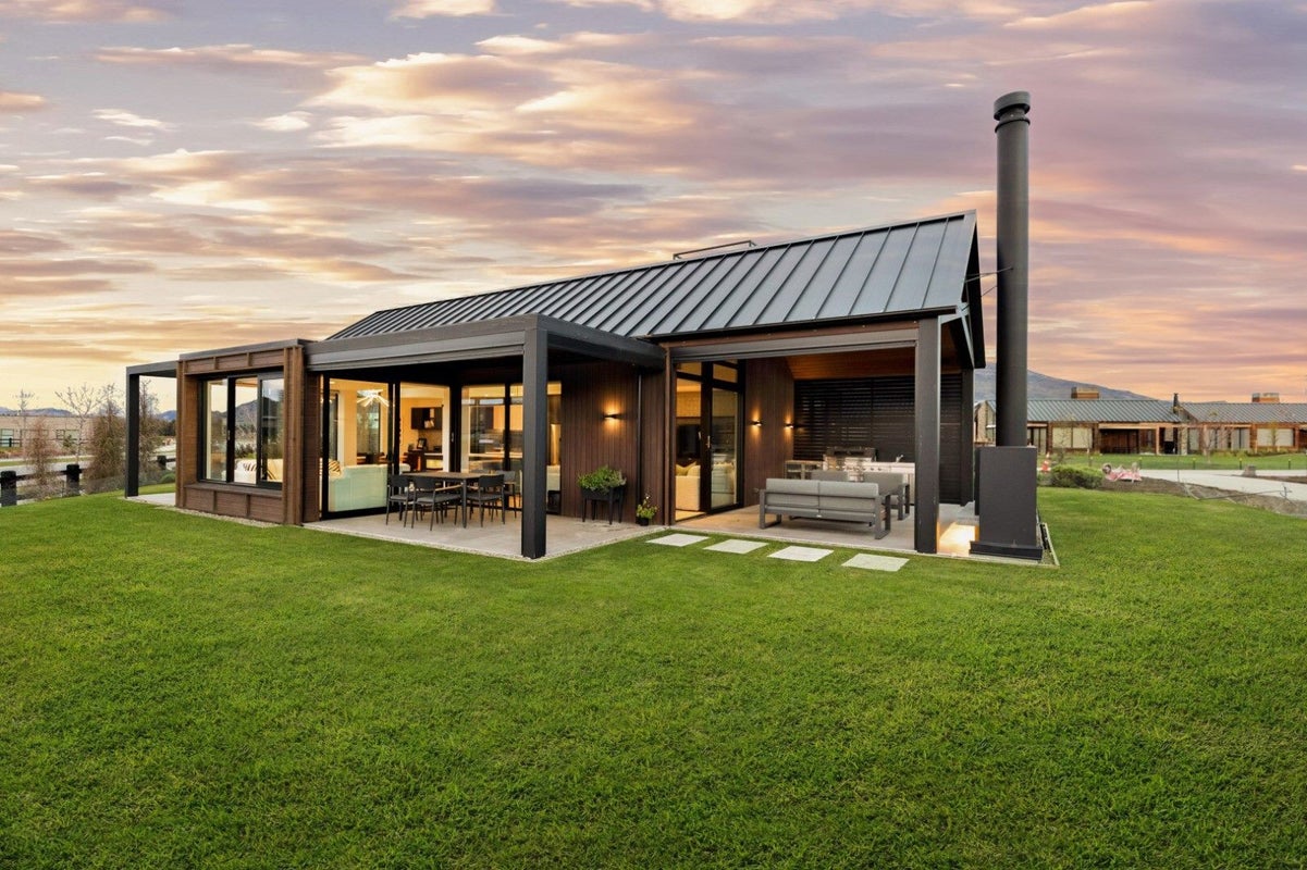 2 Mccaw Mews, WANAKA - Carousel 20