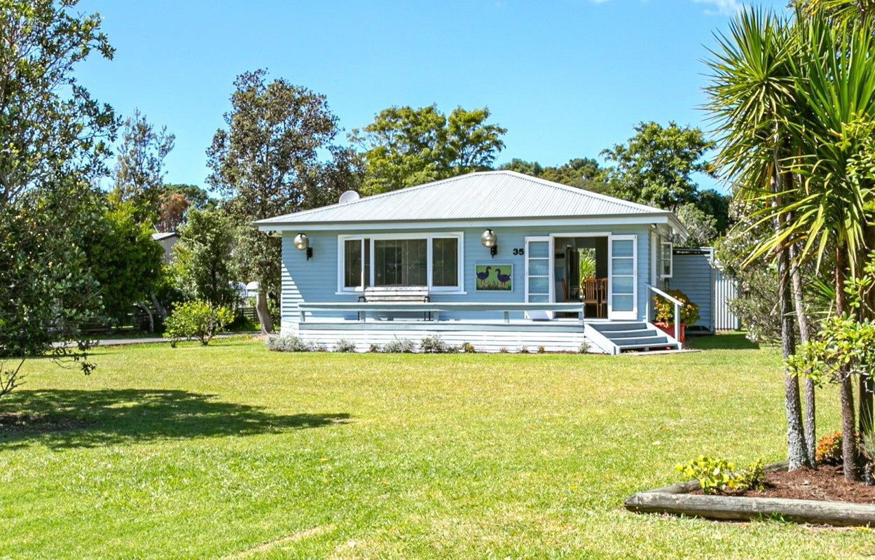 35 Marlin Place, Whiritoa, Waihi - Carousel 1