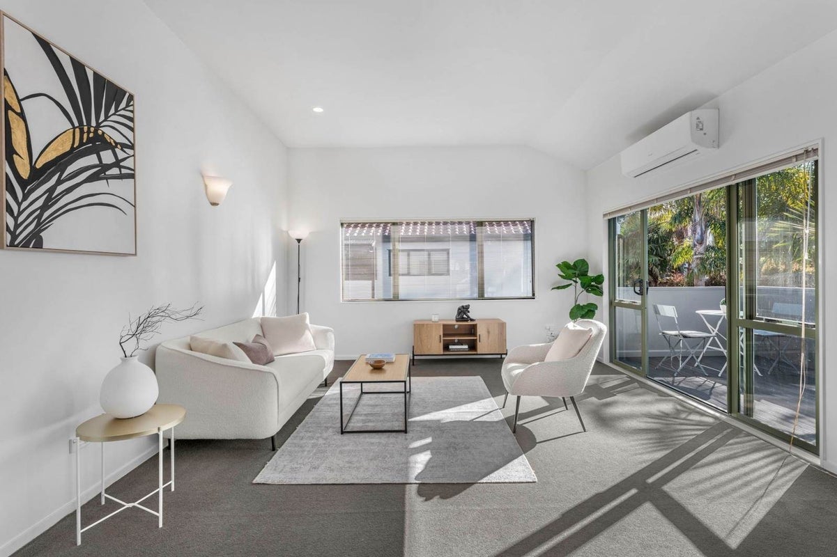 12C Silverton Avenue, Wai o Taiki Bay, Auckland - Carousel 2