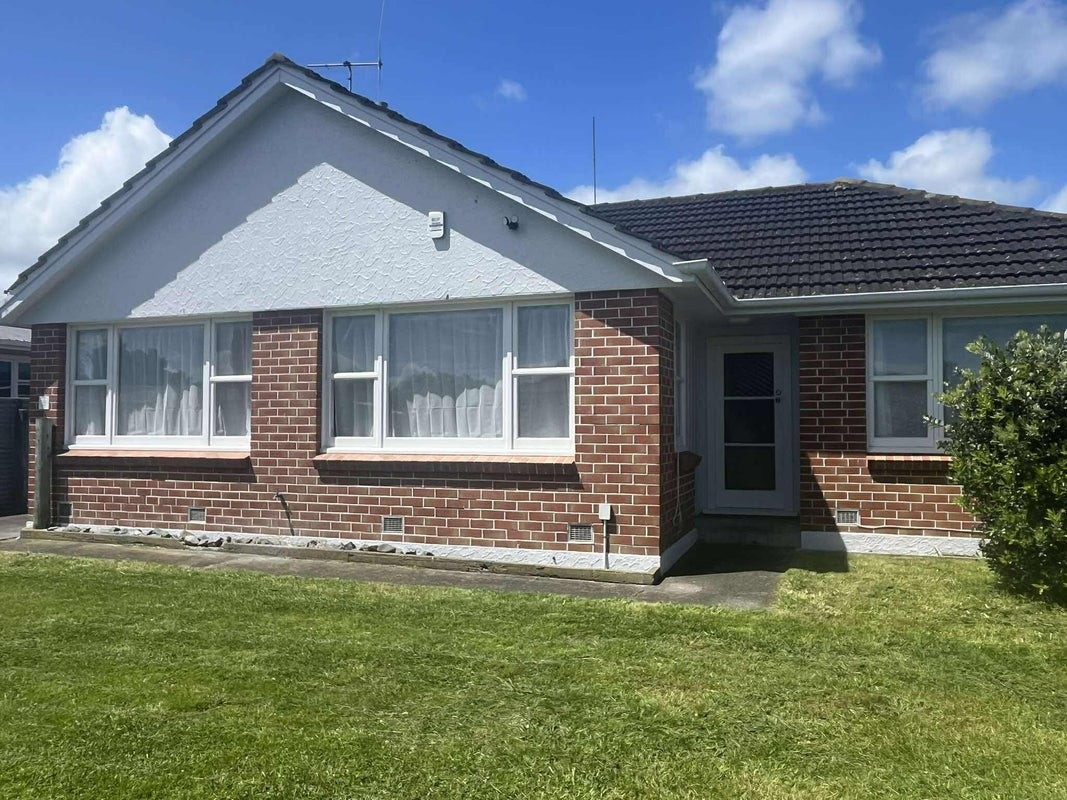 30 Pembroke Street, Highbury, Palmerston North - Carousel 1