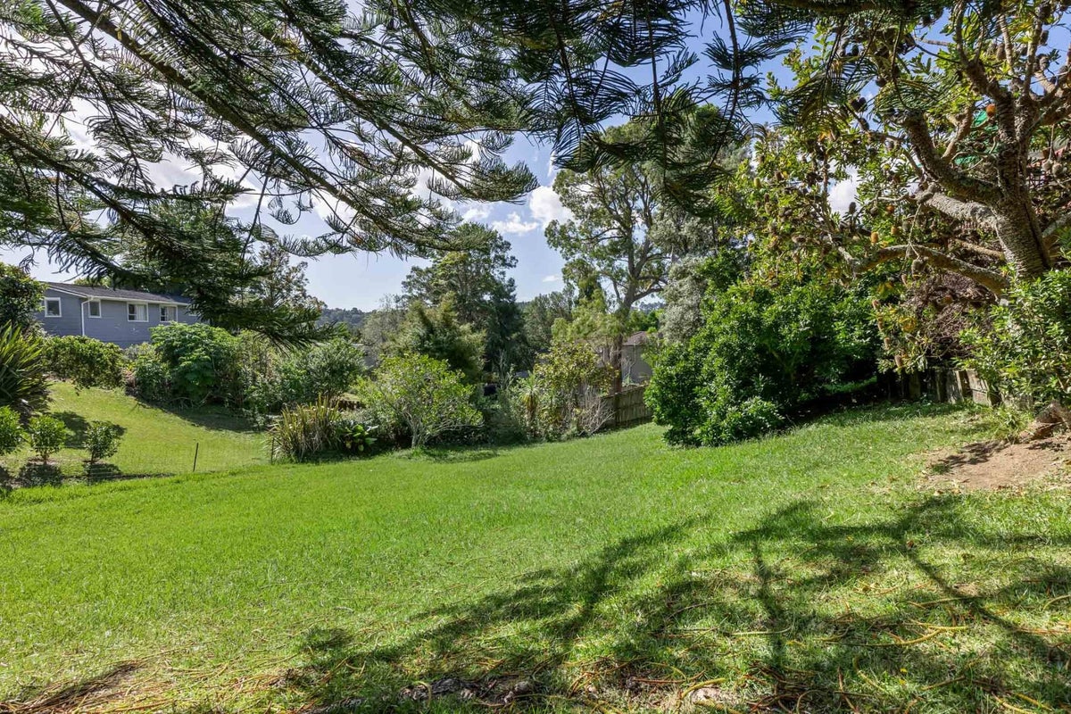 3 Morriggia Place, Bayview, Auckland - Carousel 1