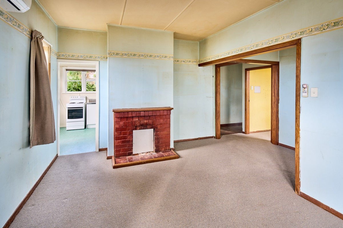 21 Sunglow Avenue, Melrose, Wellington - Carousel 2