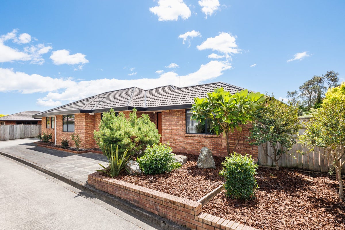 204 Vogel Street, Roslyn, Palmerston North - Carousel 23