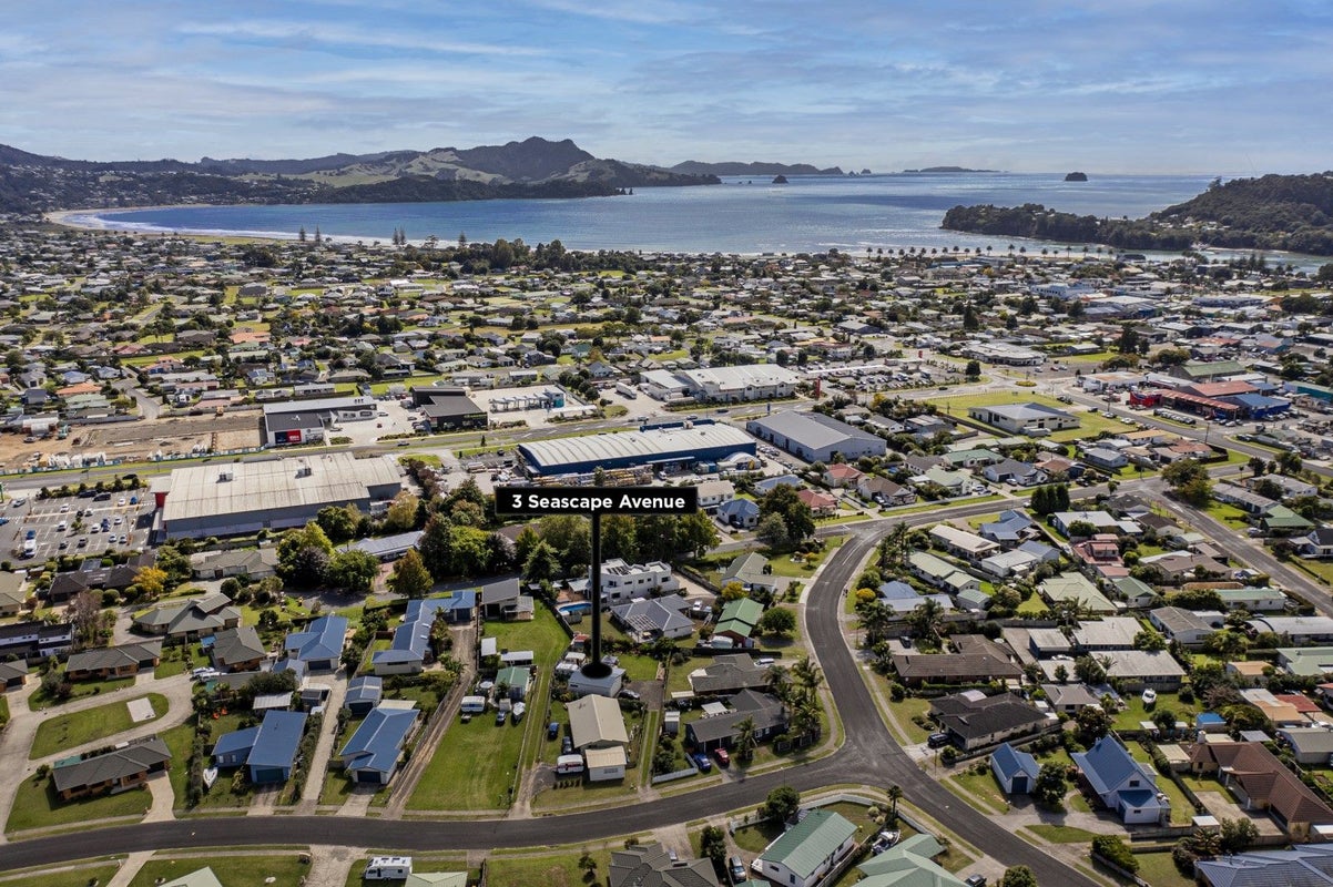 3 Seascape Avenue, Whitianga, Whitianga - Carousel 2