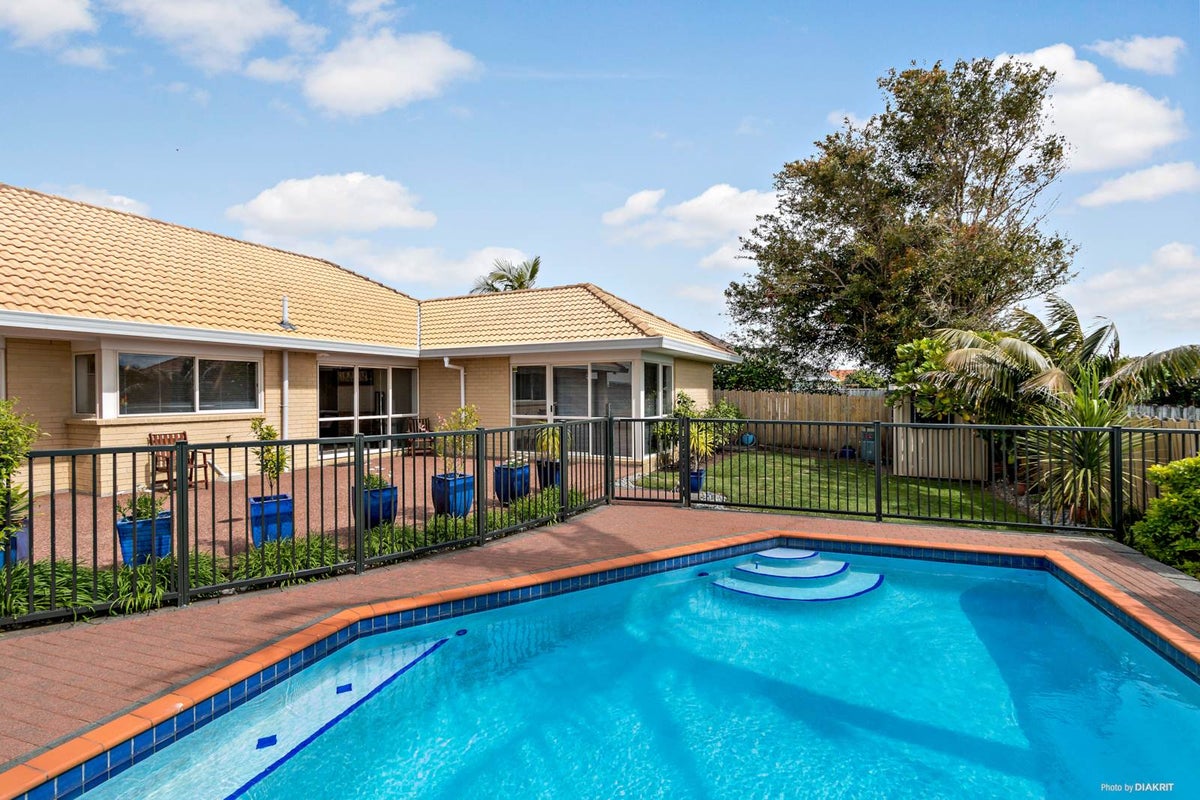 67 Kilkenny Drive, Dannemora, Auckland - Carousel 2