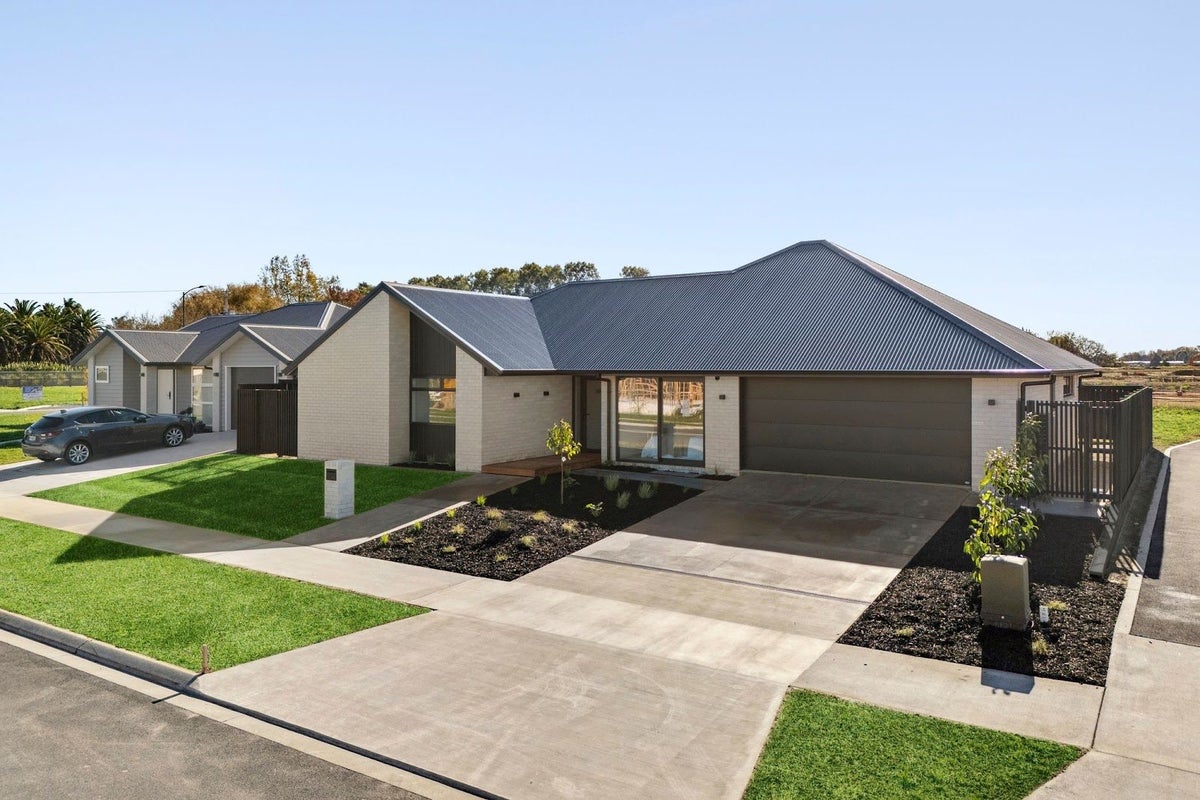 14 Hauhake Terrace, Leamington, Cambridge - Carousel 22