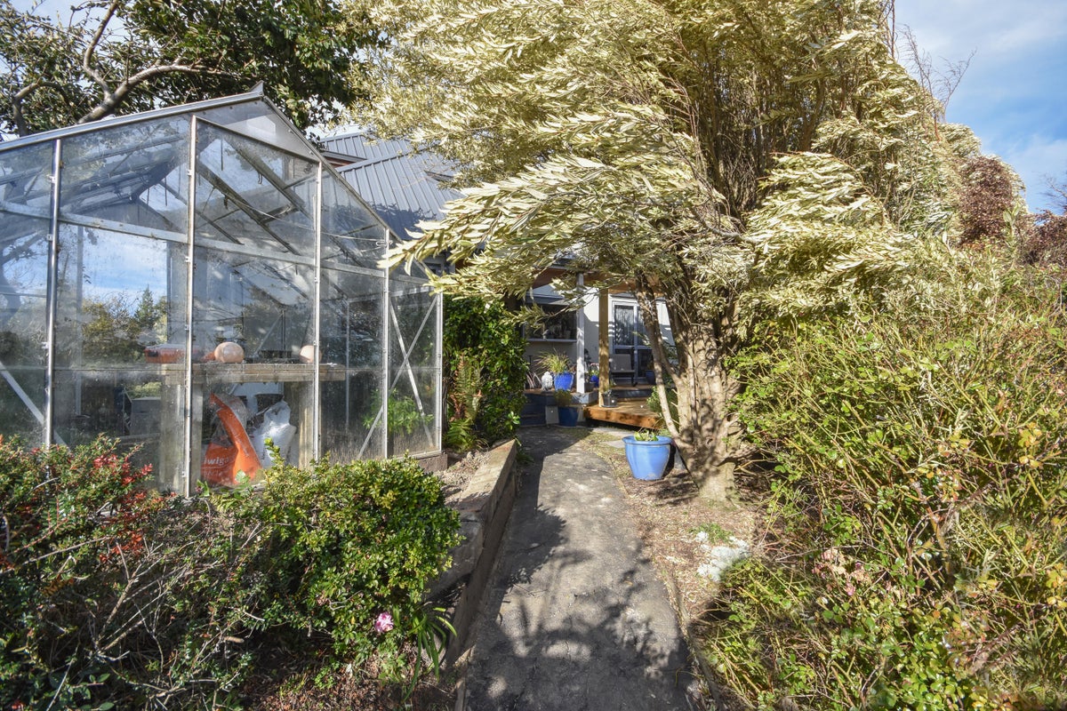 301 Kenmure Road, Kenmure, Dunedin - Carousel 18
