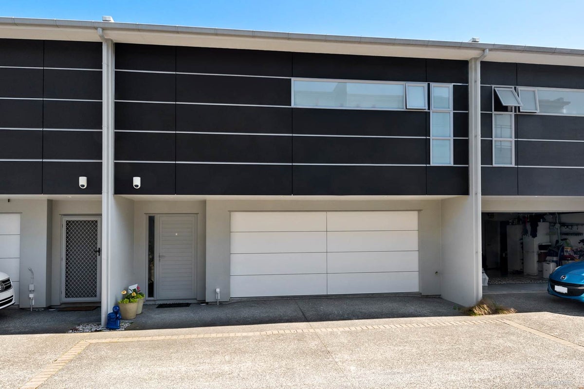 8/49 Browns Bay Road, Browns Bay, Auckland - Carousel 2