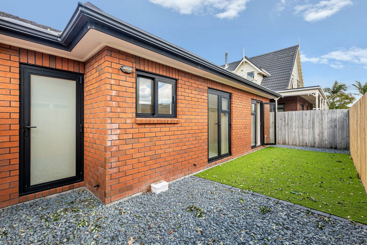 23A Centreway Road, Orewa, Orewa - Carousel 2