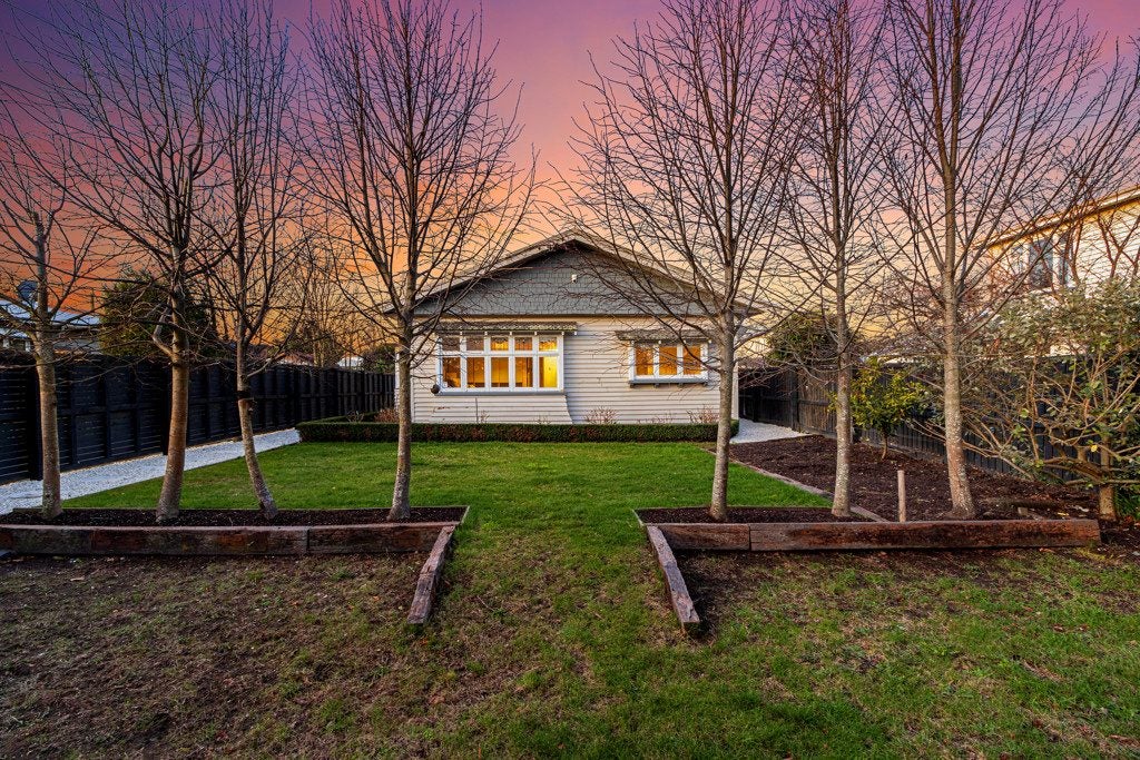 148 Barrington Street, Somerfield, Christchurch - Carousel 2