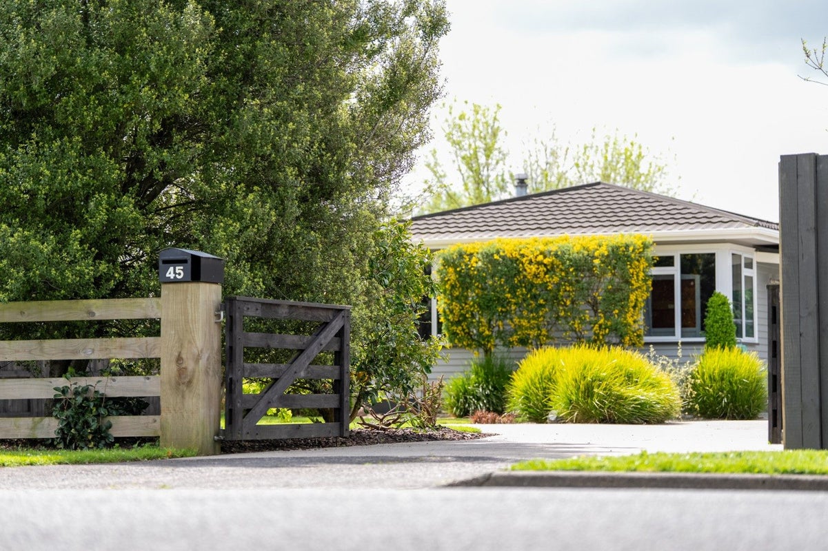 45 Arnold Street, Leamington, Cambridge - Carousel 1
