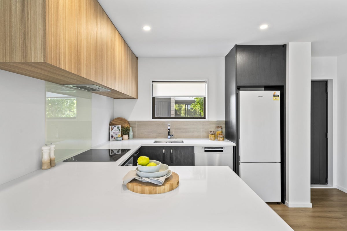 10/15 Bunyan Street, Waltham, Christchurch - Carousel 2
