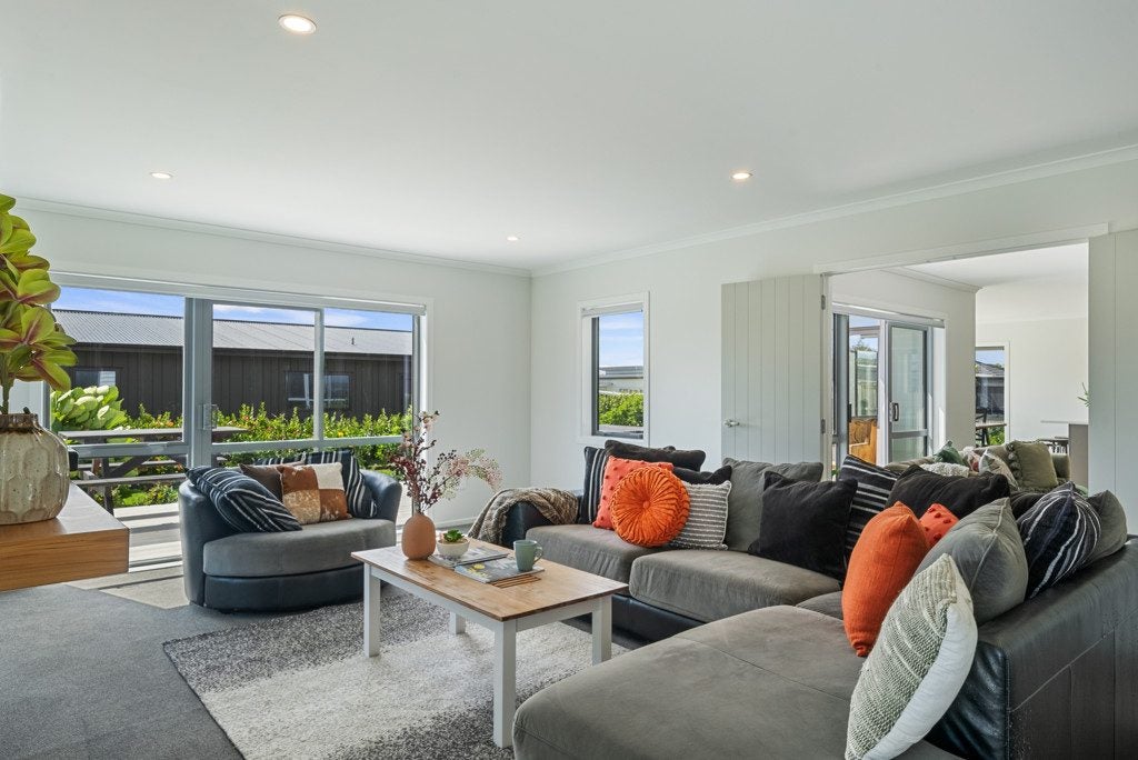 55 Seagrass Place, Otaki Beach, Otaki - Carousel 2