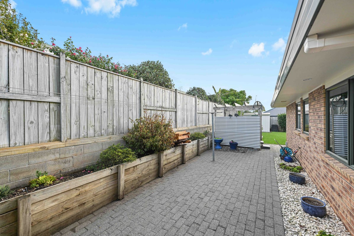 4 Hubert Place, Chartwell, Hamilton - Carousel 22